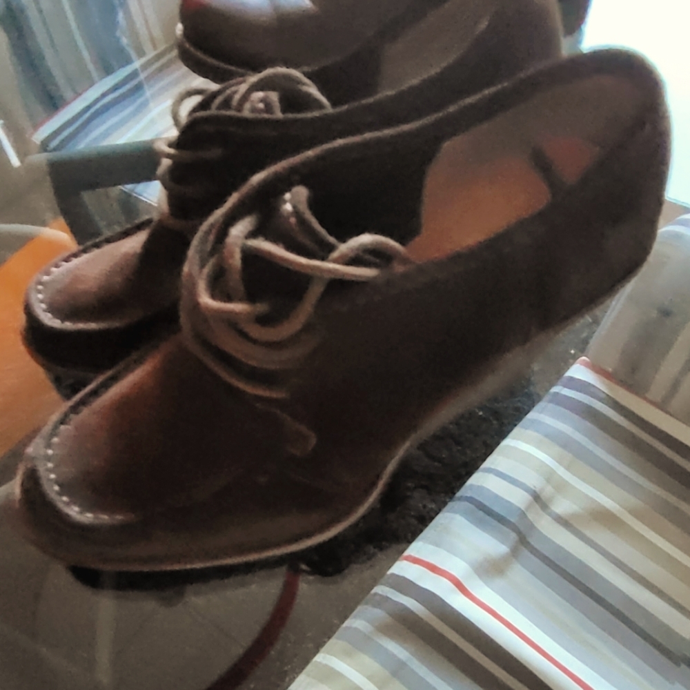 FRYE   NEW NEW NEW  F r y e  WEDGE SHOE BOOTIE
